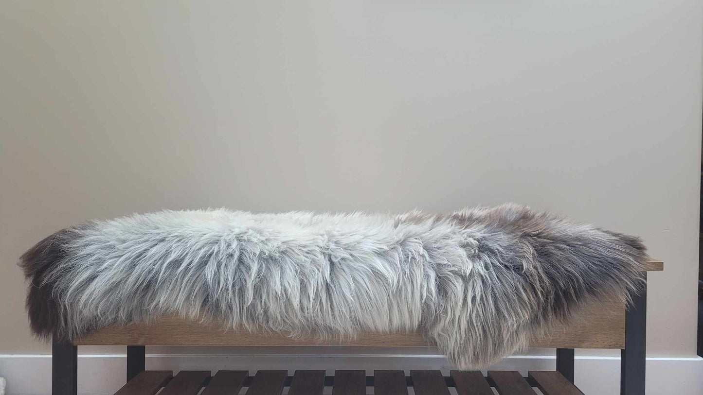 natural sheepskin rug