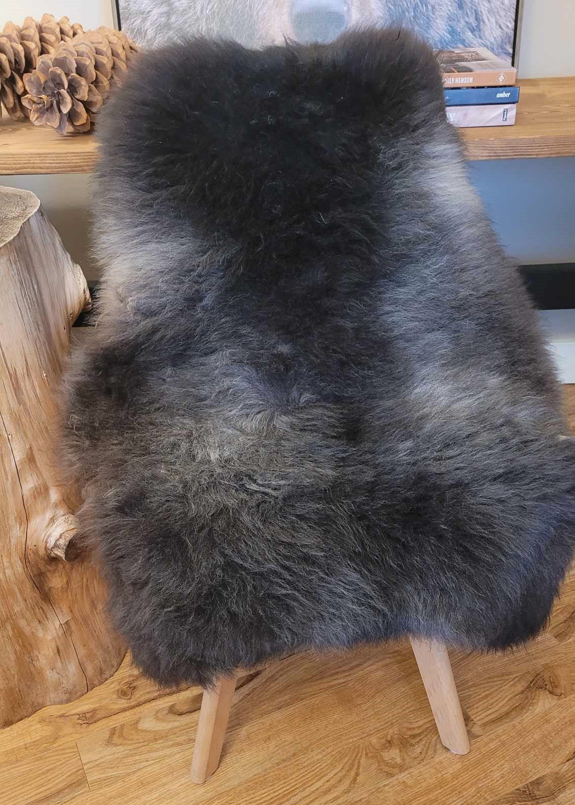 natural sheepskin rug