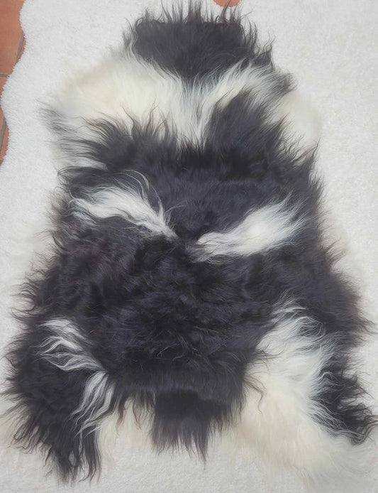 ethically sourced natural Icelandic sheepskin rug black and white soft 