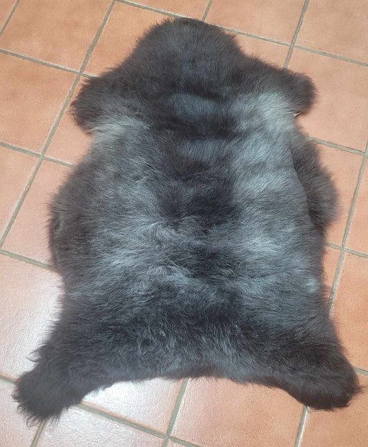 natural sheepskin rug